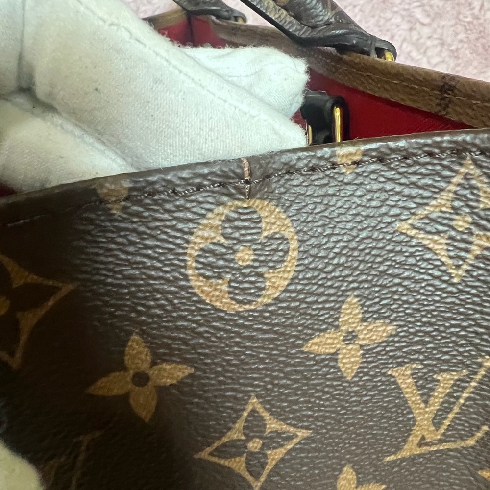Louis Vuitton On The Go MM Reverse Monogram Tote - Picture 13 of 16